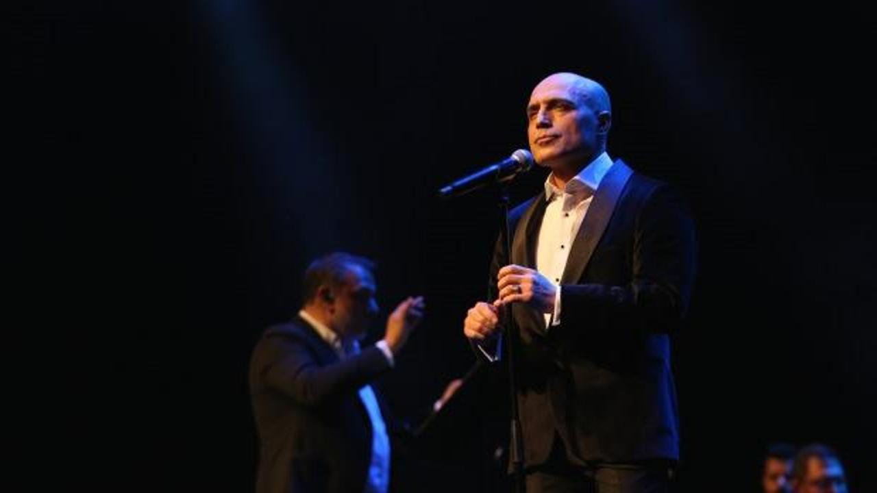 Sanatçı Mehmet Fatih Yalçınkaya'nın konser geliri Gazze'ye gidecek