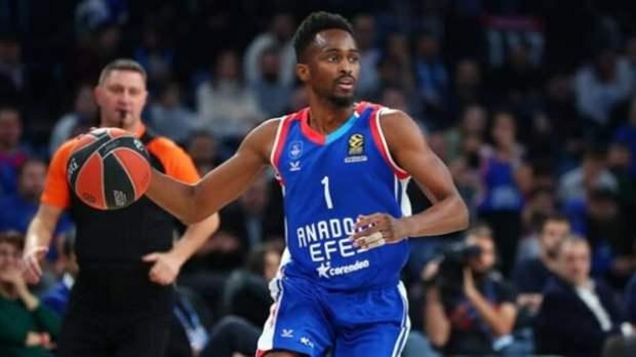 Anadolu Efes'ten Beaubois ve Clyburn açıklaması
