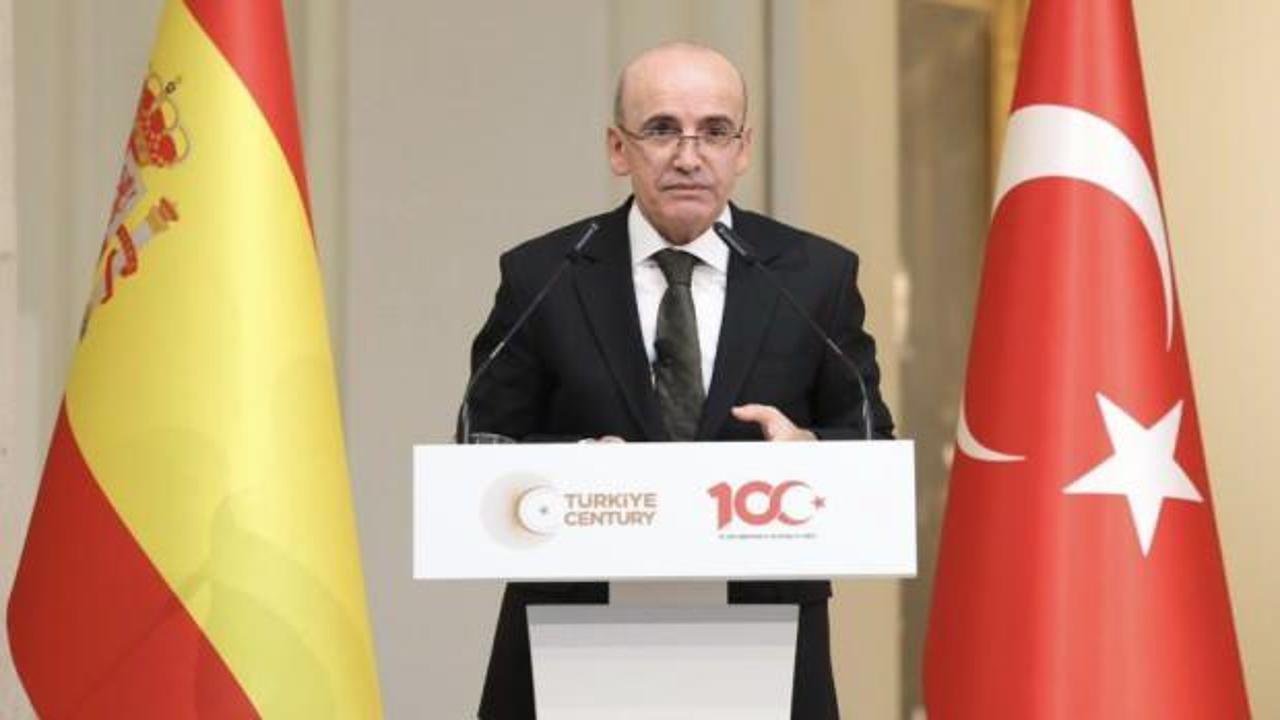 Bakan Şimşek: Yatırımcılar Türkiye'ye büyük ilgiyle yaklaşıyorlar