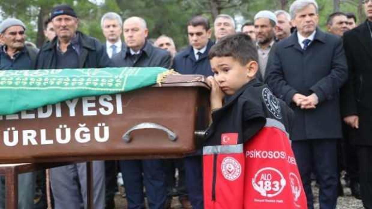 G&ouml;&ccedil;&uuml;kte hayatını kaybeden madenciye acı veda