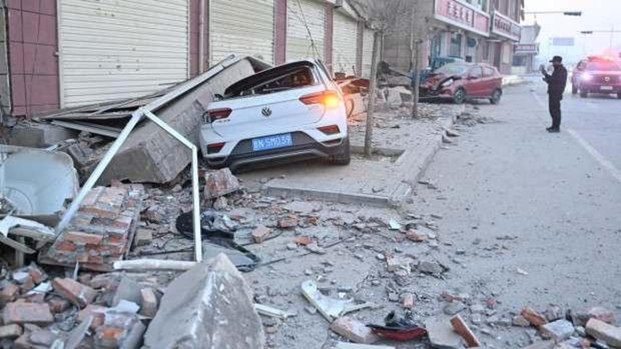 Çin'deki 6,2'lik depremde can kaybı artıyor