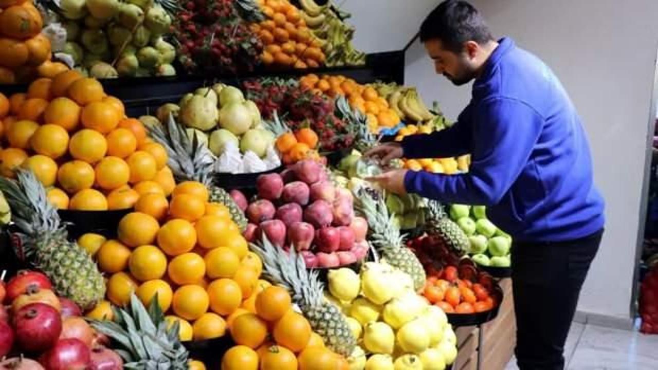 Erik ve kirazın fiyatı, &ccedil;eyrek altın ile yarışıyor