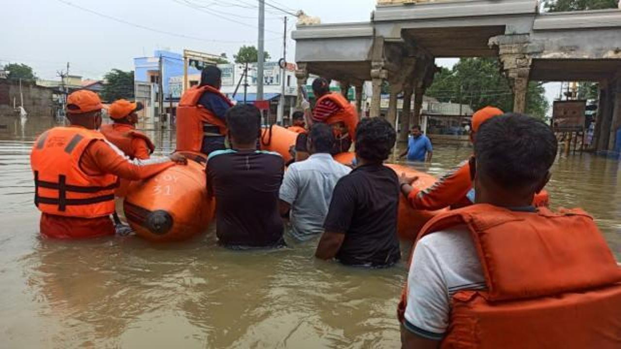 Hindistan'da sel felaketi: 31 ölü