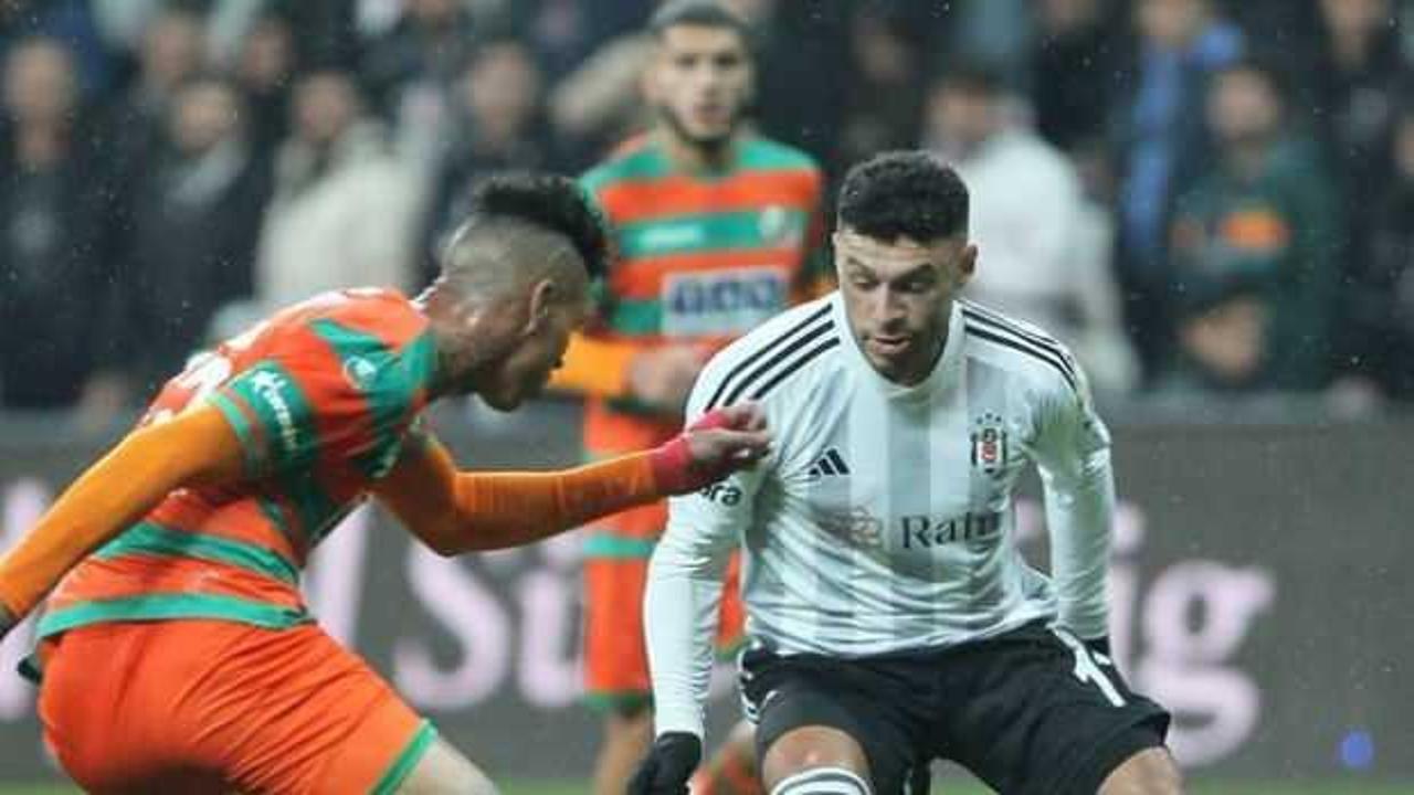 İkinci yarının başında sakatlık şoku! Devam edemedi