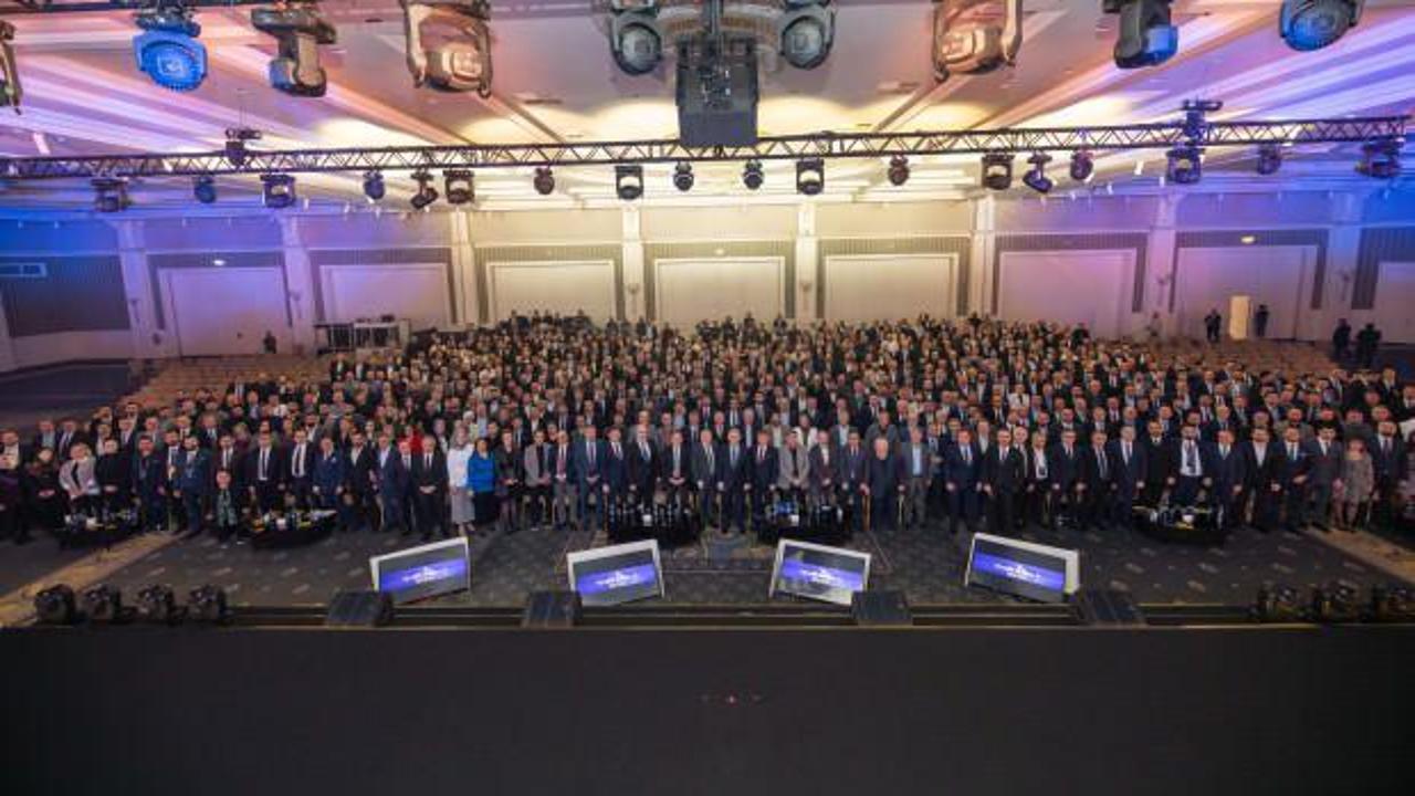 İstikbal 800&rsquo;&uuml; aşan bayisini buluşturdu