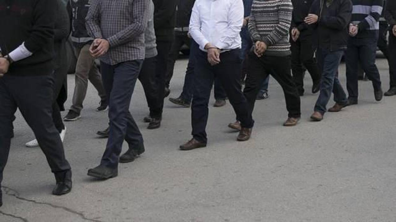 İzmir'de FETÖ operasyonu: 10 kişi yakalandı!