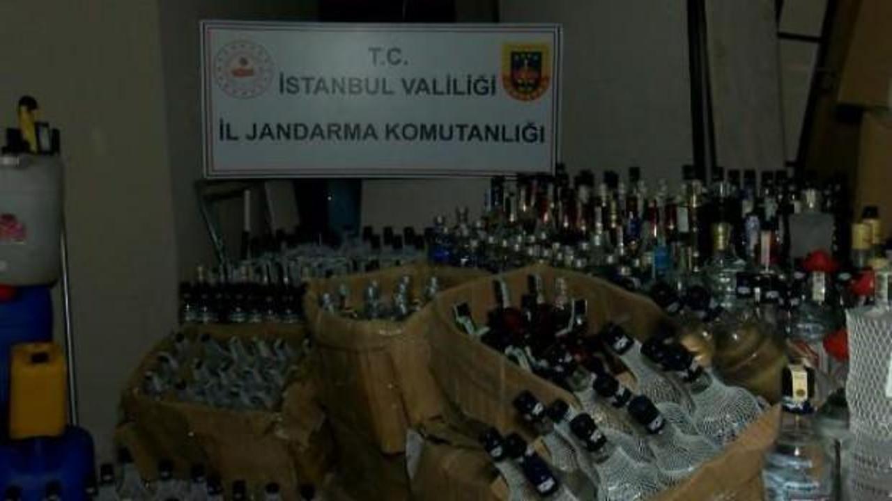 İstanbul'da yılbaşı öncesi 7 bin 250 litre sahte içki ele geçirildi 