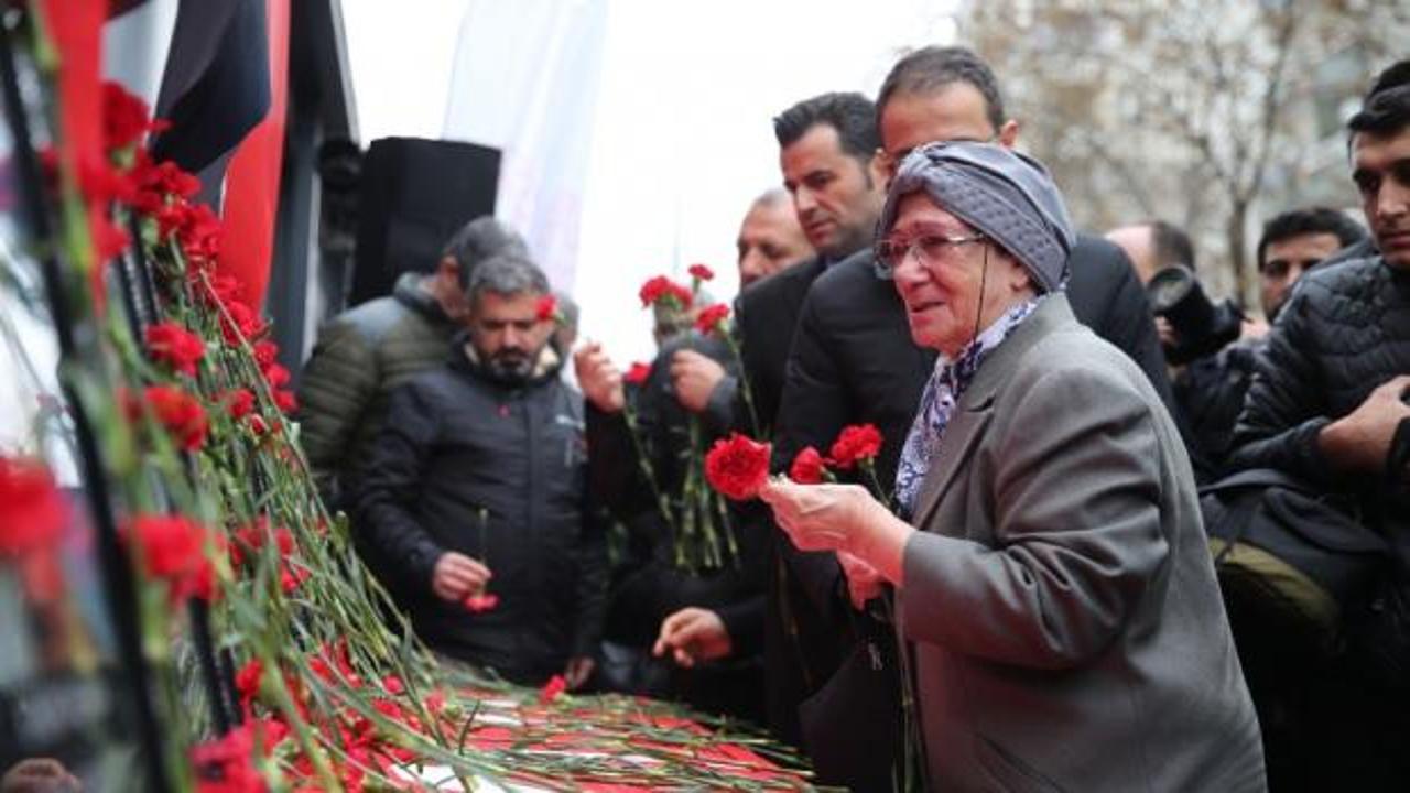 16 yıl &ouml;nce PKK'nın Diyarbakır'da katlettiği 6'sı &ouml;ğrenci 7 kişi anıldı