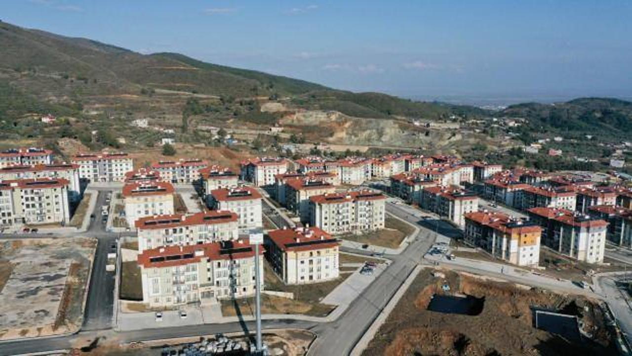 Depremzedeler 2025 yılına konutlarında giriyor