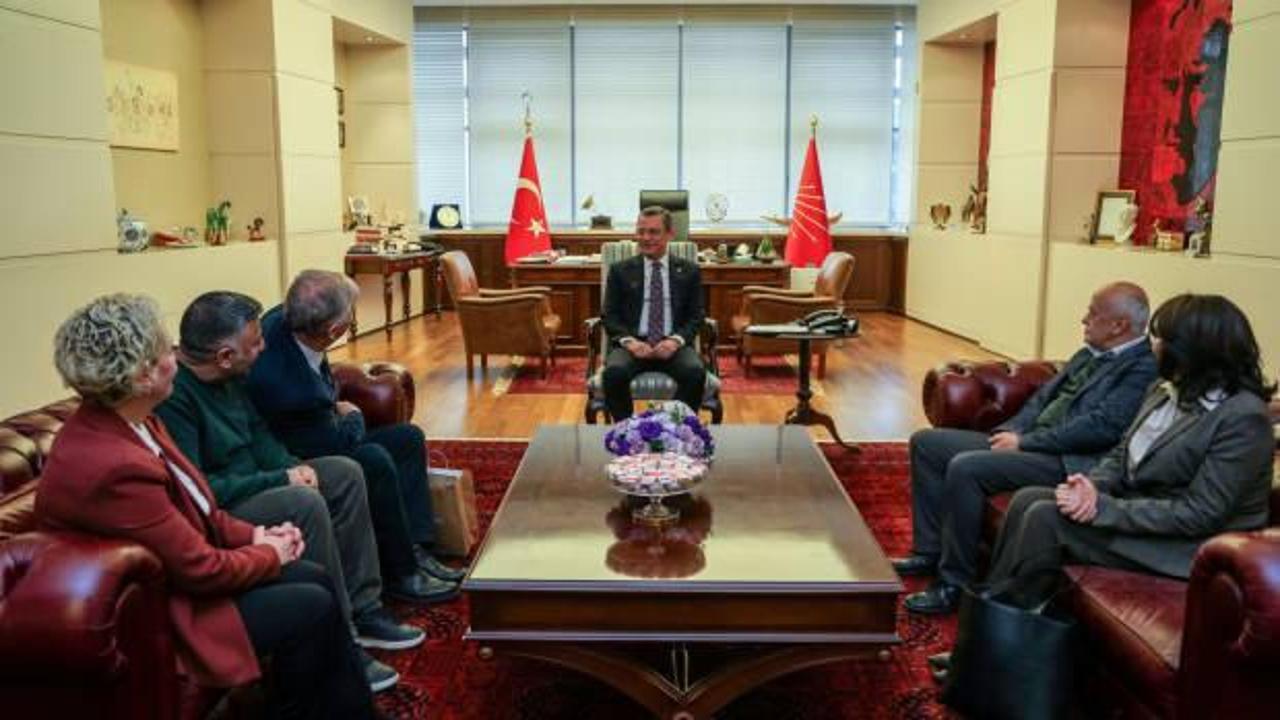 Özel’den tepki çeken görüşme: Türk ordusunu Nazi’lere benzeten Tahmaz’ı ağırladı!