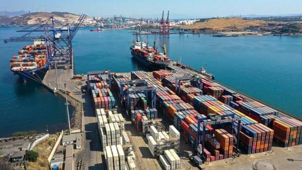 Türkiye'nin ihracatı arttı, ithalatı azaldı