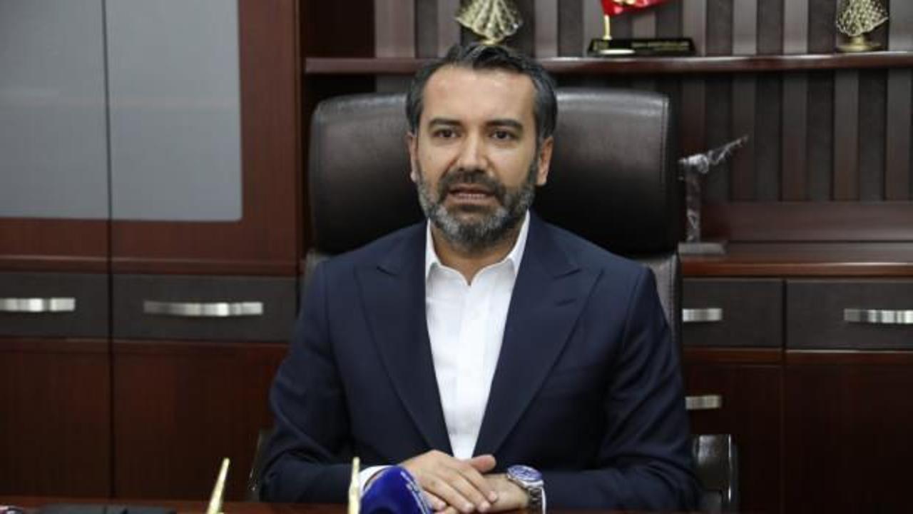 T&uuml;rkiye&rsquo;nin en gen&ccedil; belediye başkanı se&ccedil;ilmişti: Elazığ'da yola devam kararı