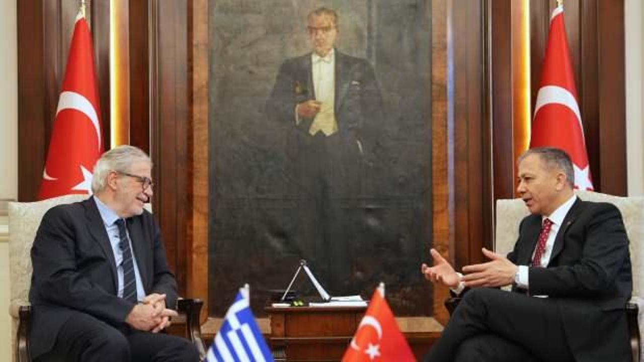Bakan Yerlikaya, Yunanistan Denizcilik ve Ada Politikaları Bakanı Stylianides ile görüştü
