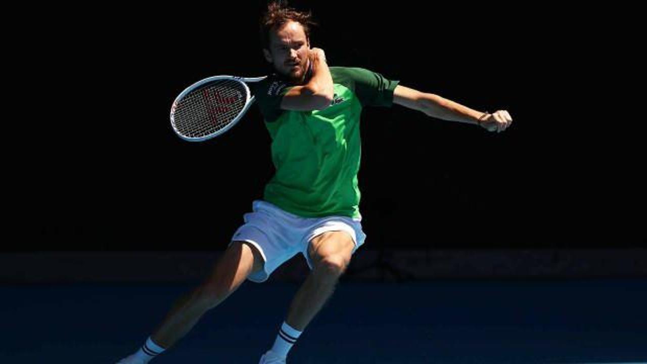 Avustralya Açık'ta Medvedev çeyrek finale kaldı