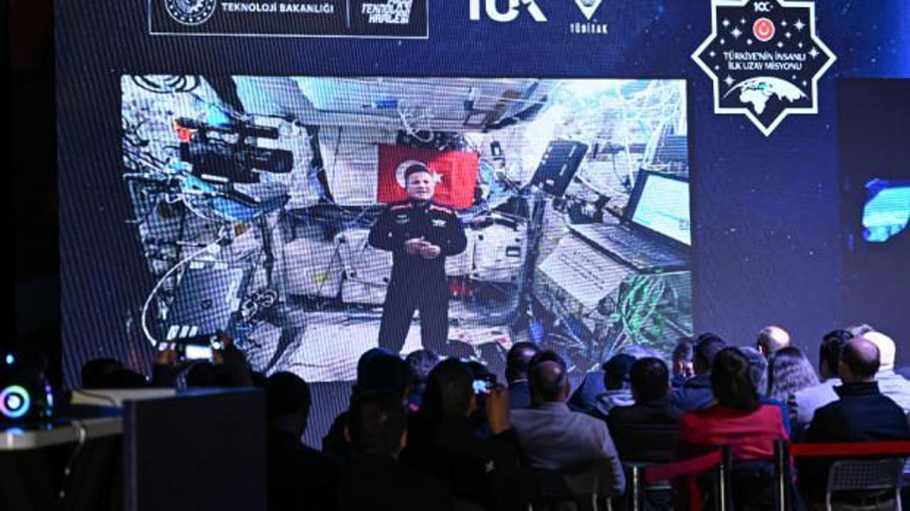 Bakan Kacır, Türkiye'nin ilk astronotu Gezeravcı ile görüştü