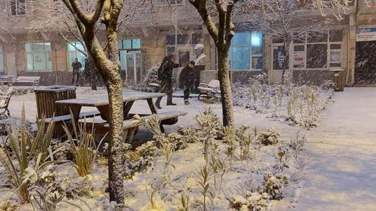 İstanbul’da kar yağışı başladı? Ne kadar sürecek?