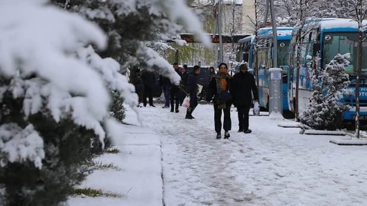 Şehirde kar yağışı sonrası kamu çalışanlarına izin verildi!