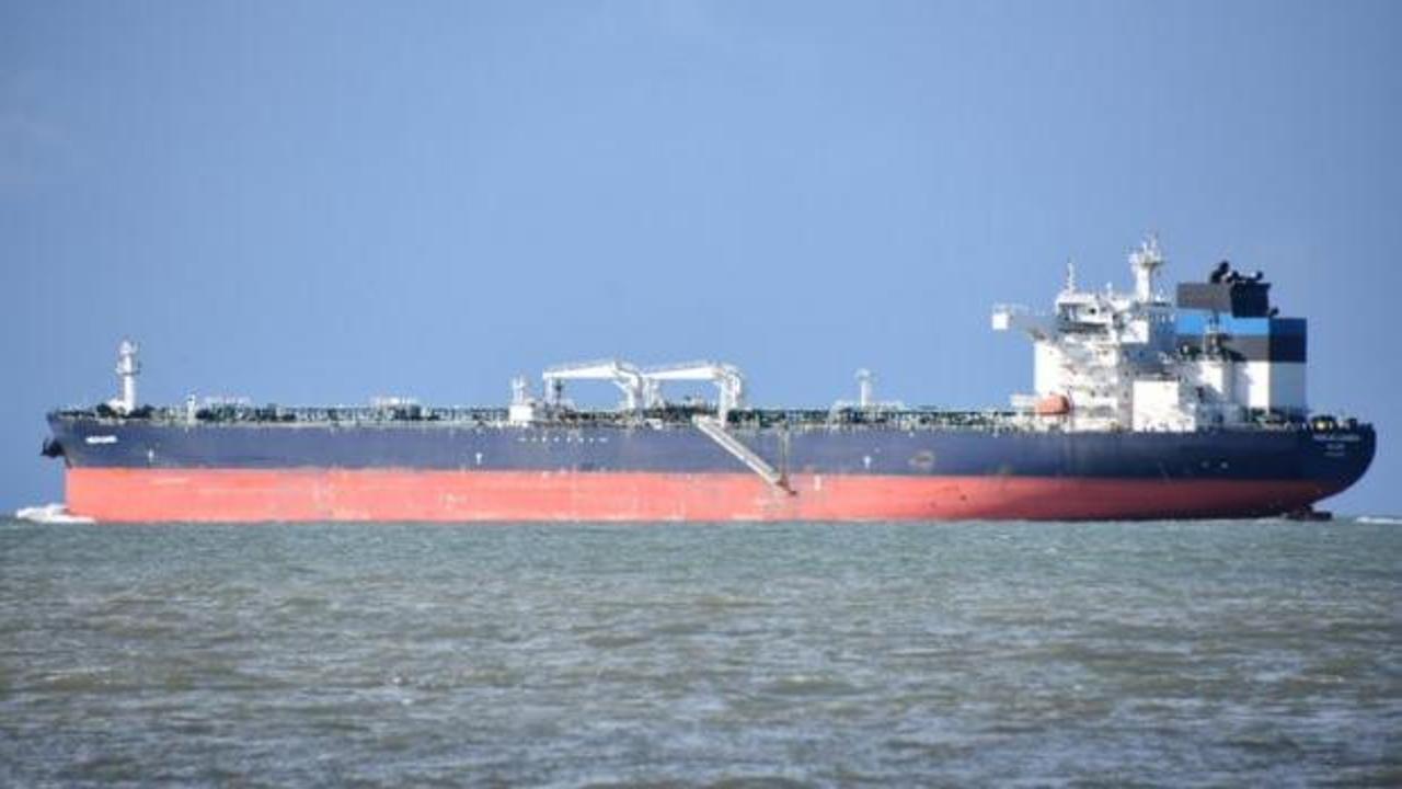 Yemen'deki Husiler, "İngiltere'ye ait petrol gemisini" hedef aldıklarını duyurdu