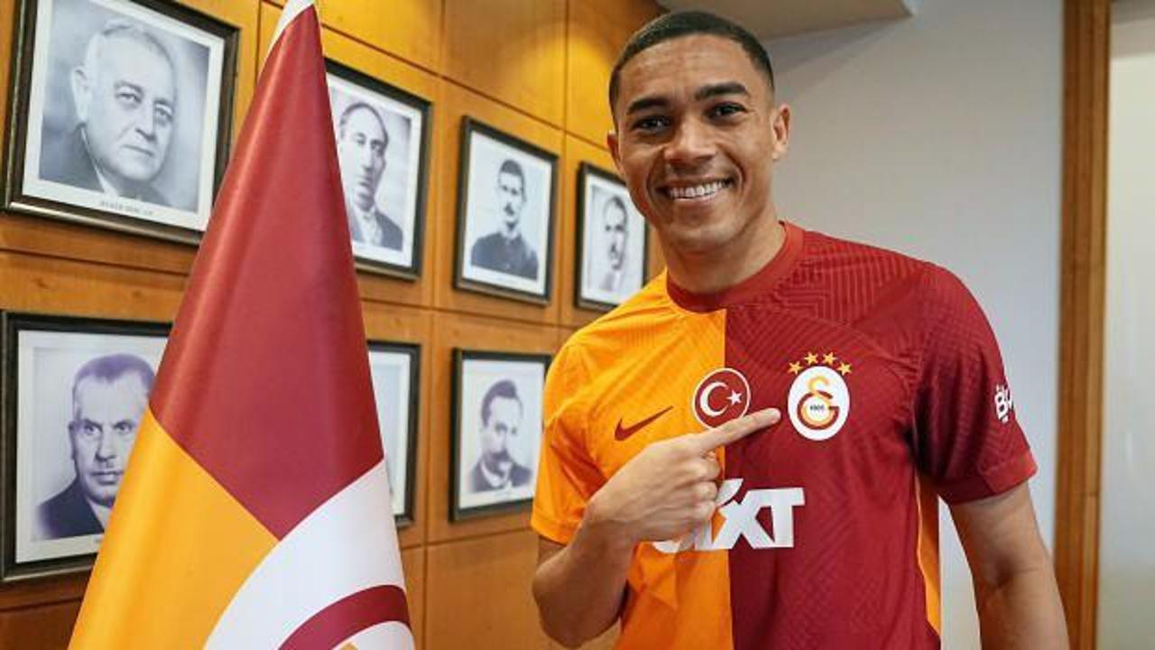 Carlos Vinicius'tan imza sonrası ilk a&ccedil;ıklama