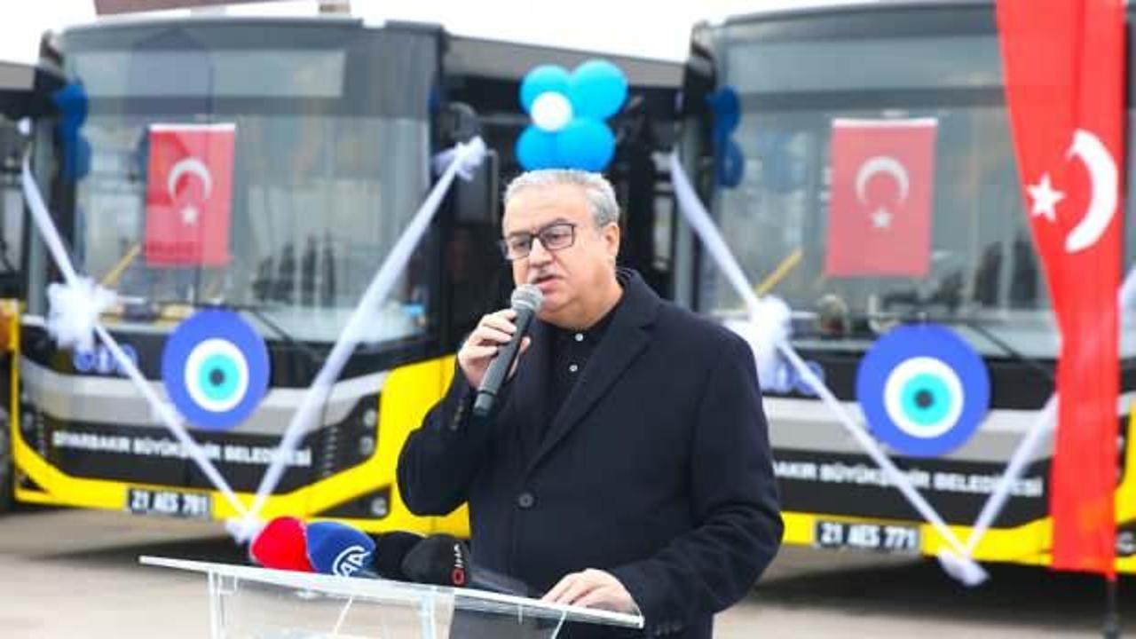 Diyarbakır'da 10 otobüs törenle hizmete alındı