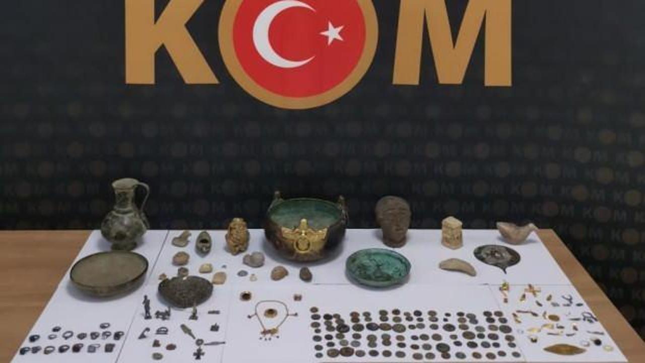 Erzurum'da tarihi eser operasyonu: 182 adet tarihi eser ele geçirildi