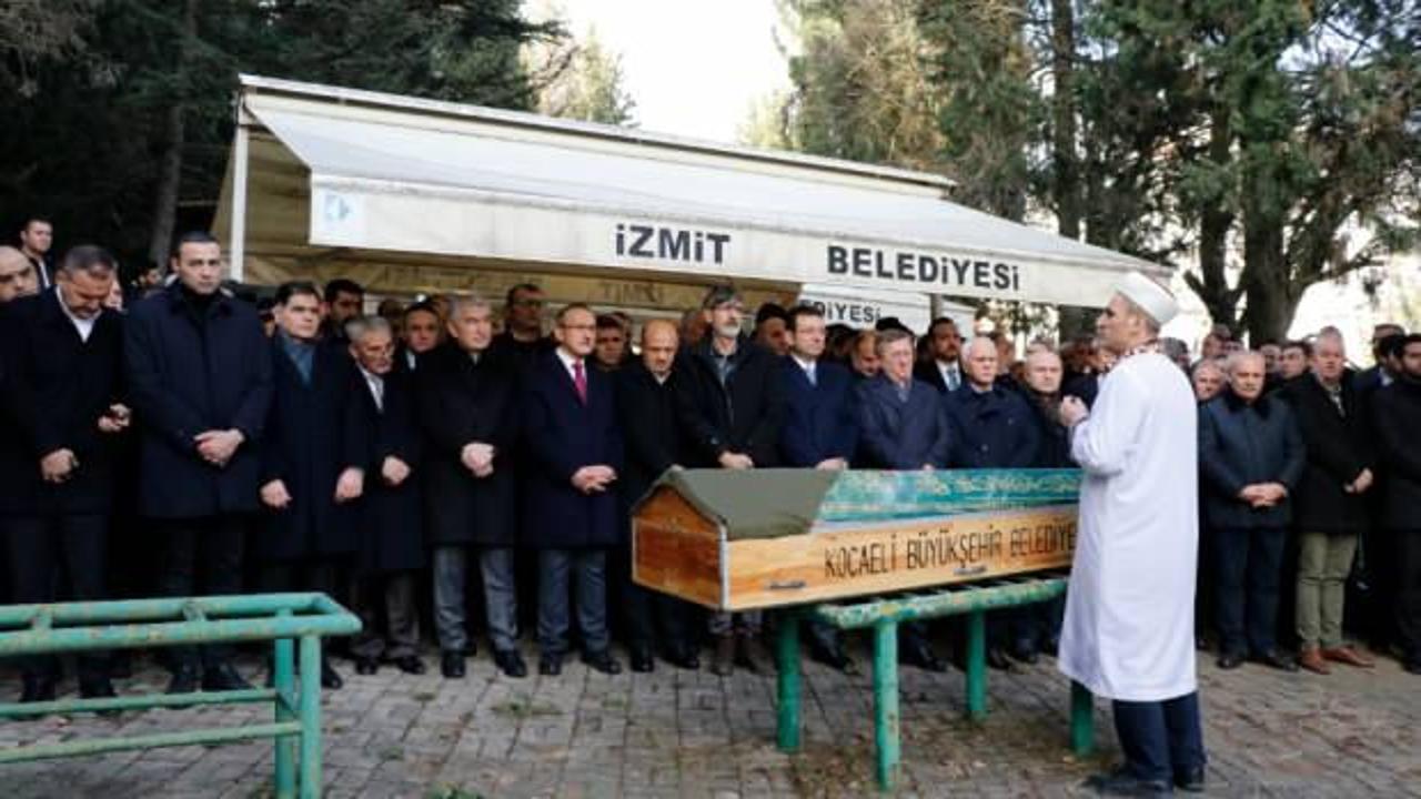 İYİ Parti Genel Başkanı Akşener'in ablasının cenazesi toprağa verildi