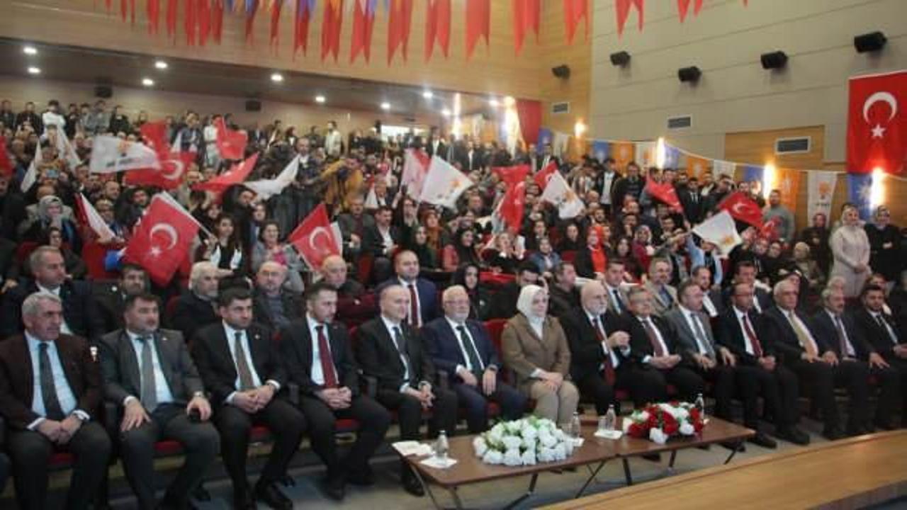 AK Parti’nin Düzce Belediye başkan adayları tanıtıldı
