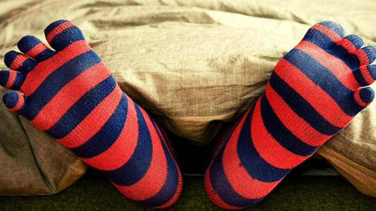 Gece çorapla uyumak beyne zararlı mı? Çorapla uyumak neden zararlı? 