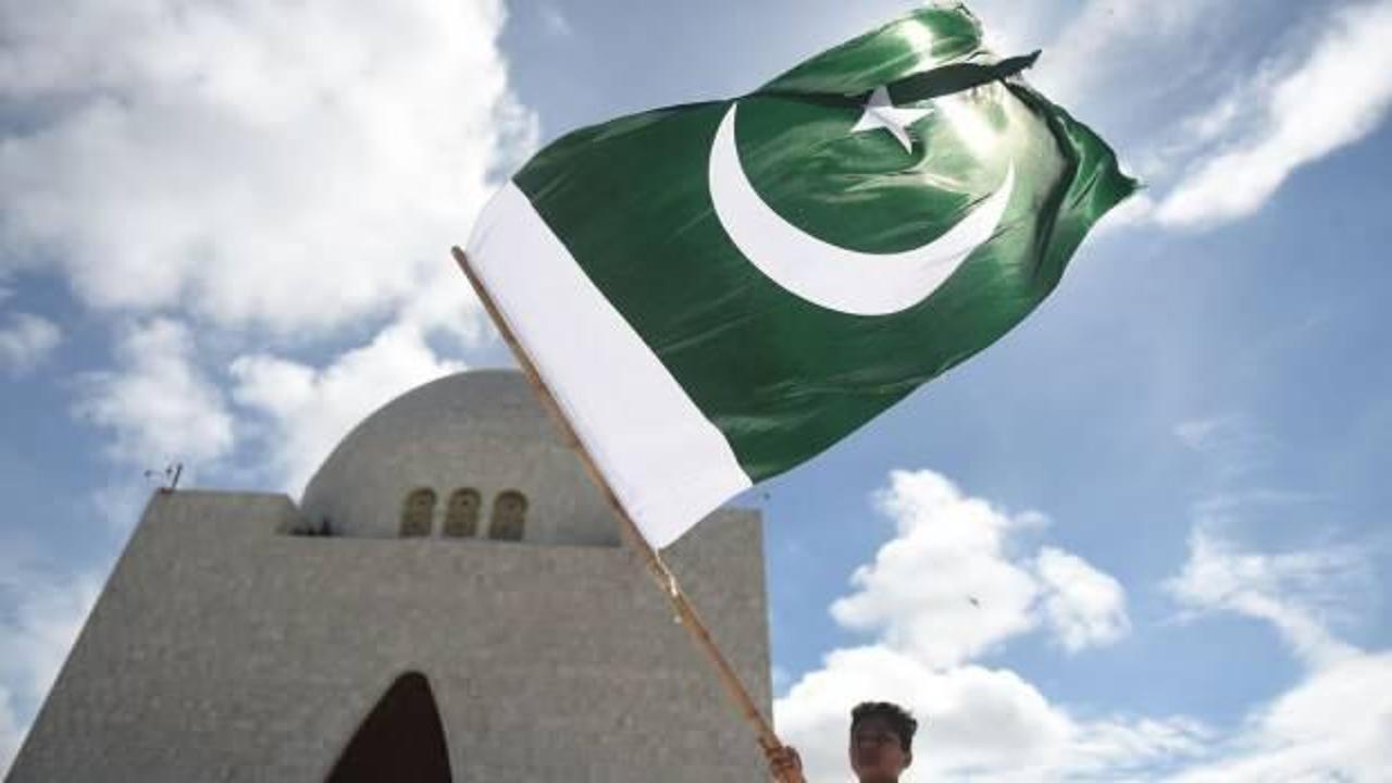 Pakistan’da seçim ofislerine düzenlenen bombalı saldırıları DEAŞ üstlendi