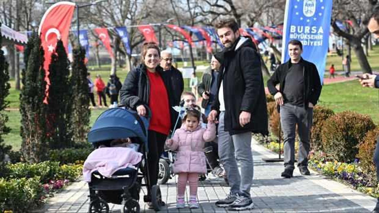 Teoman &Ouml;zalp Parkı, yenilenen y&uuml;z&uuml;yle hizmette