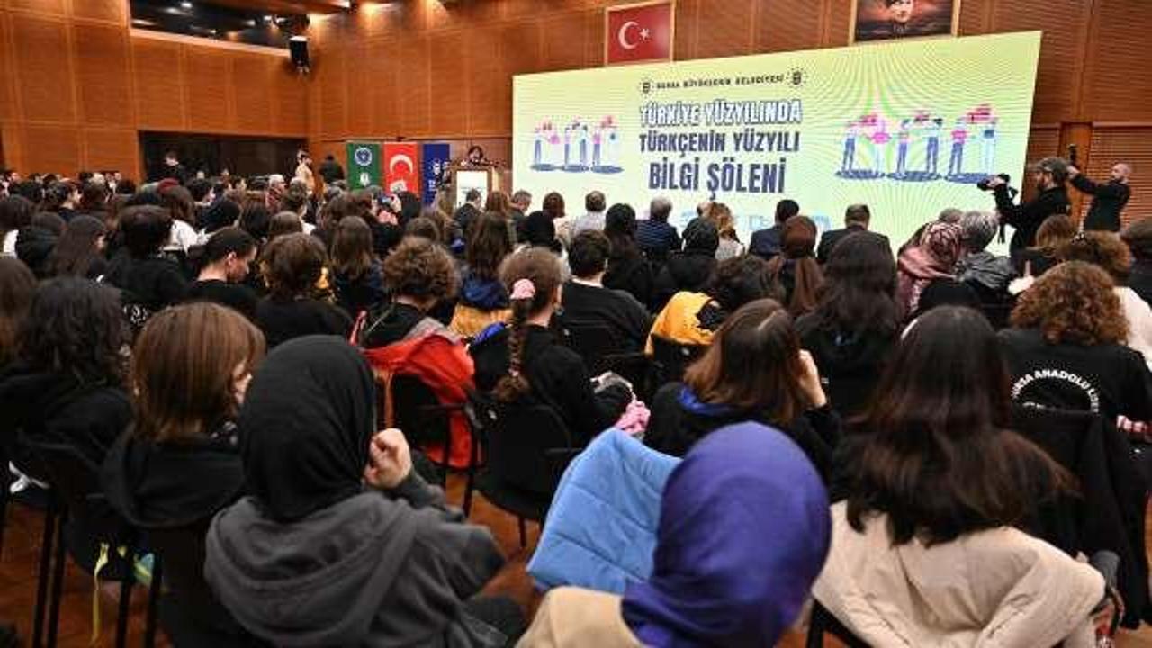 "Türkiye Yüzyılında Türkçenin Yüzyılı Bilgi Şöleni" başladı