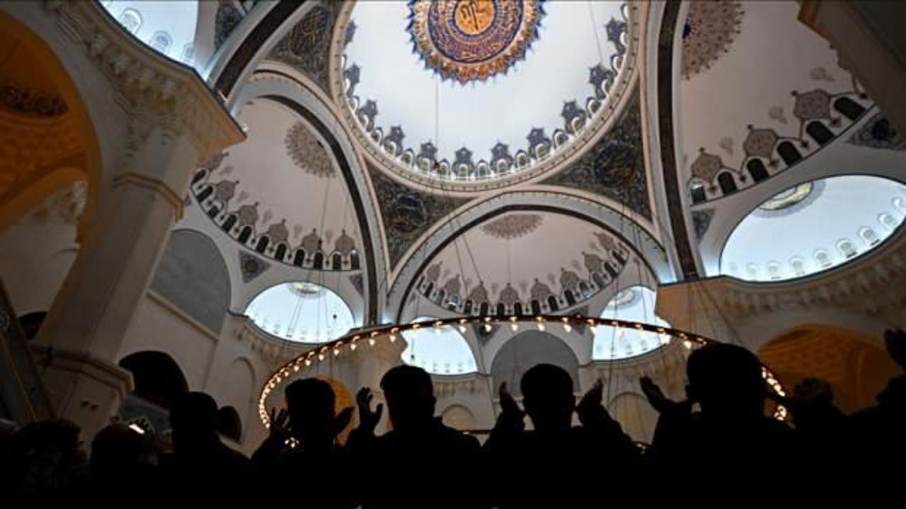 Berat Kandili bug&uuml;n idrak edilecek