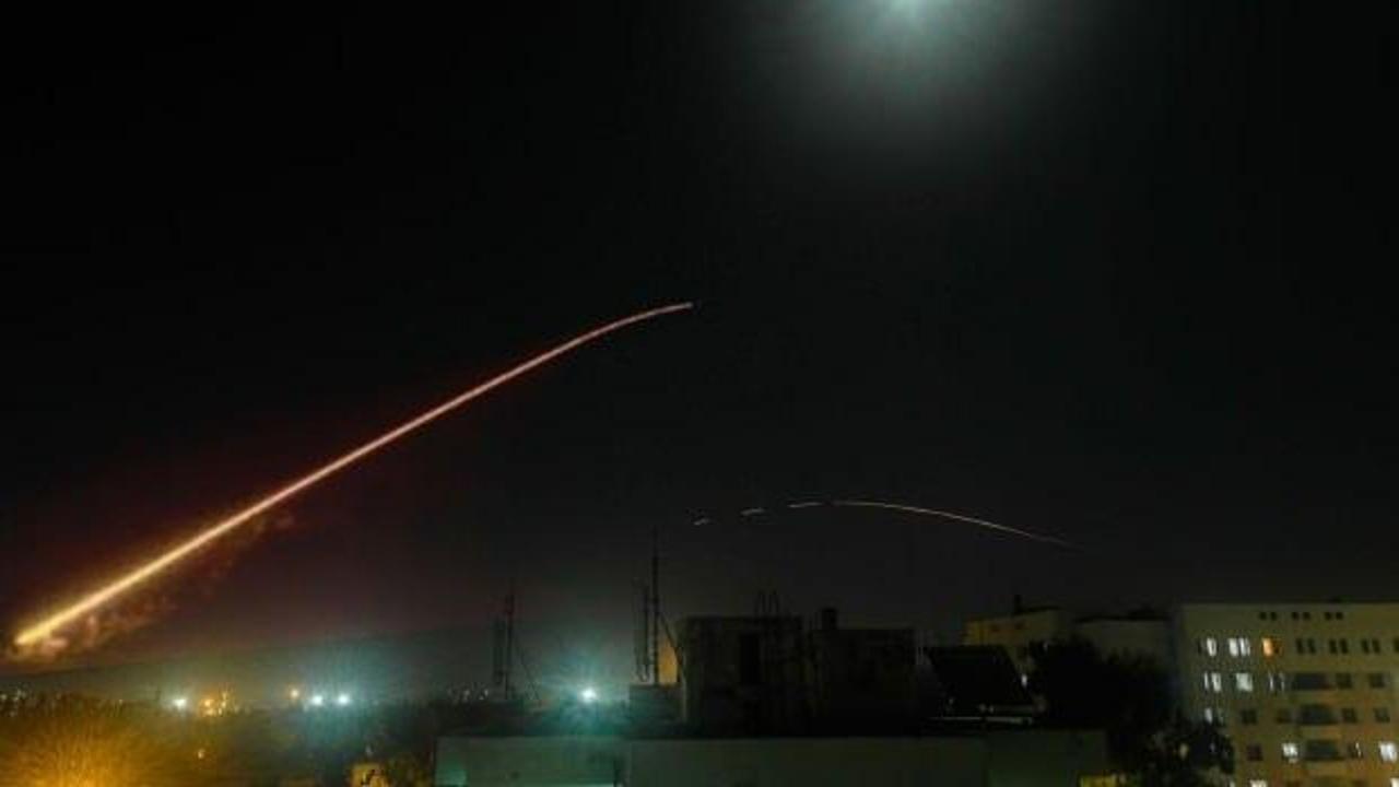İsrail Şam'ı bombaladı