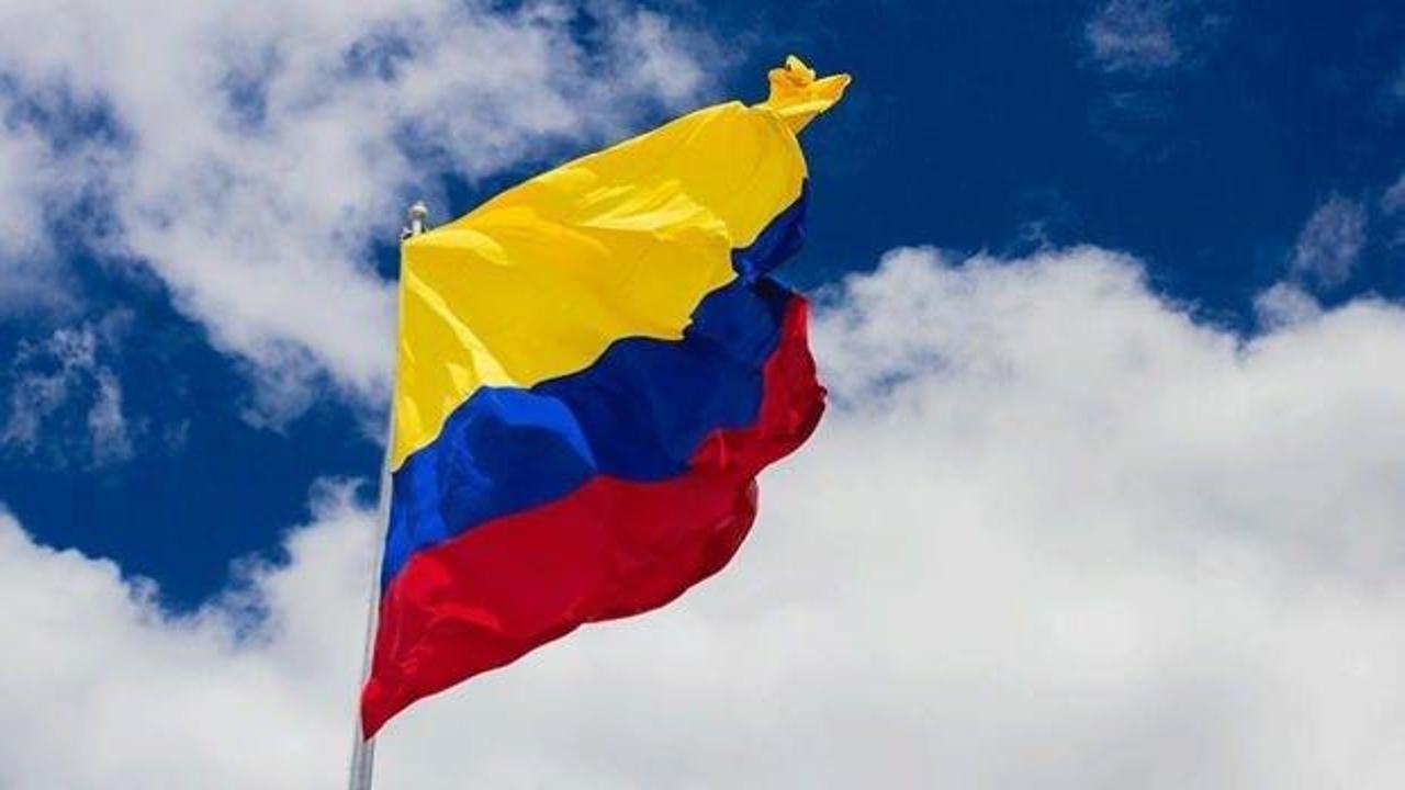 Kolombiya, barışa katkı için Ukrayna'ya silah göndermeyecek