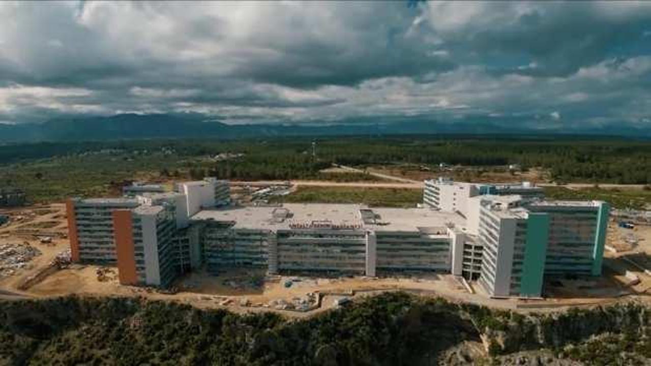 Antalya Şehir Hastanesi yarın açılıyor! Bakan Koca duyurdu: 5 yıldızlı otel konforunda