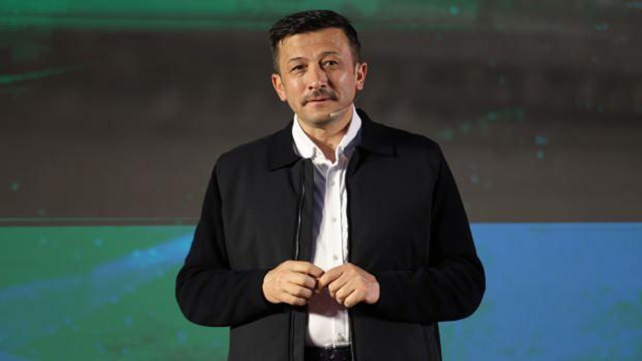 Hamza Dağ'dan gen&ccedil;leri sevindiren haber:  İlk bine giren &ouml;ğrencilere başarı &ouml;d&uuml;l&uuml;