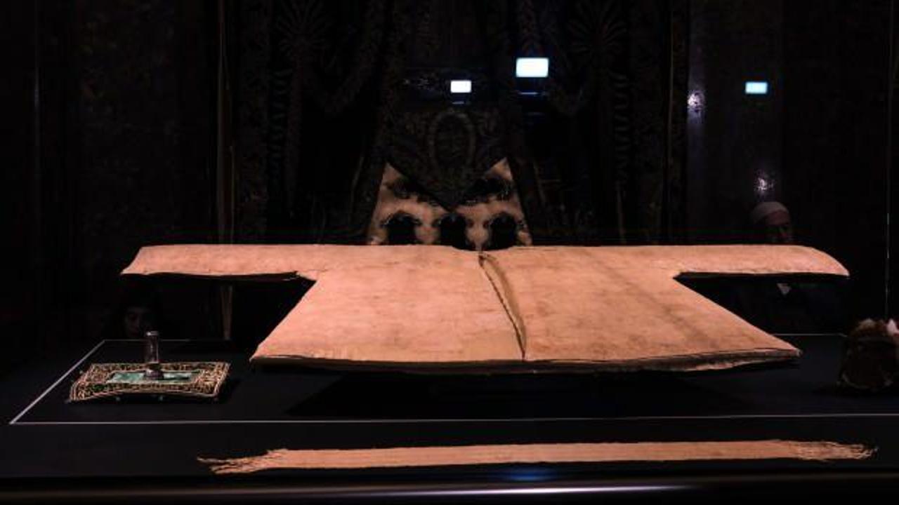 Hırka-i Şerif'in ziyarete a&ccedil;ılacağı tarih belli oldu