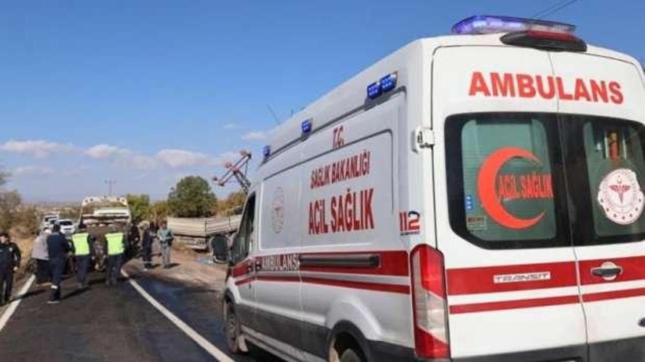 İzmir-Aydın Otoyolu'nda zincirleme trafik kazası: 2 yaralı