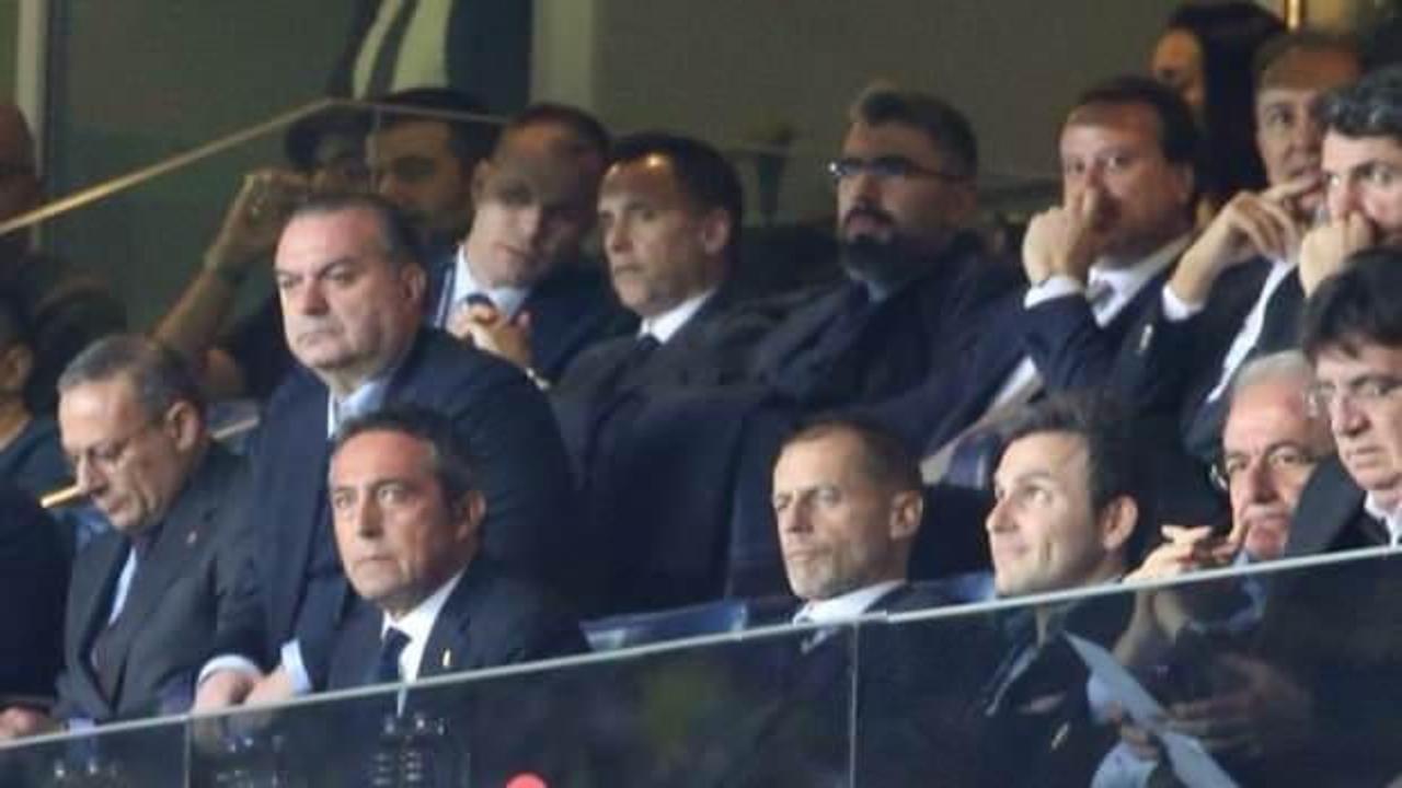 UEFA Başkanı Fenerbahçe'nin maçını yerinden takip etti