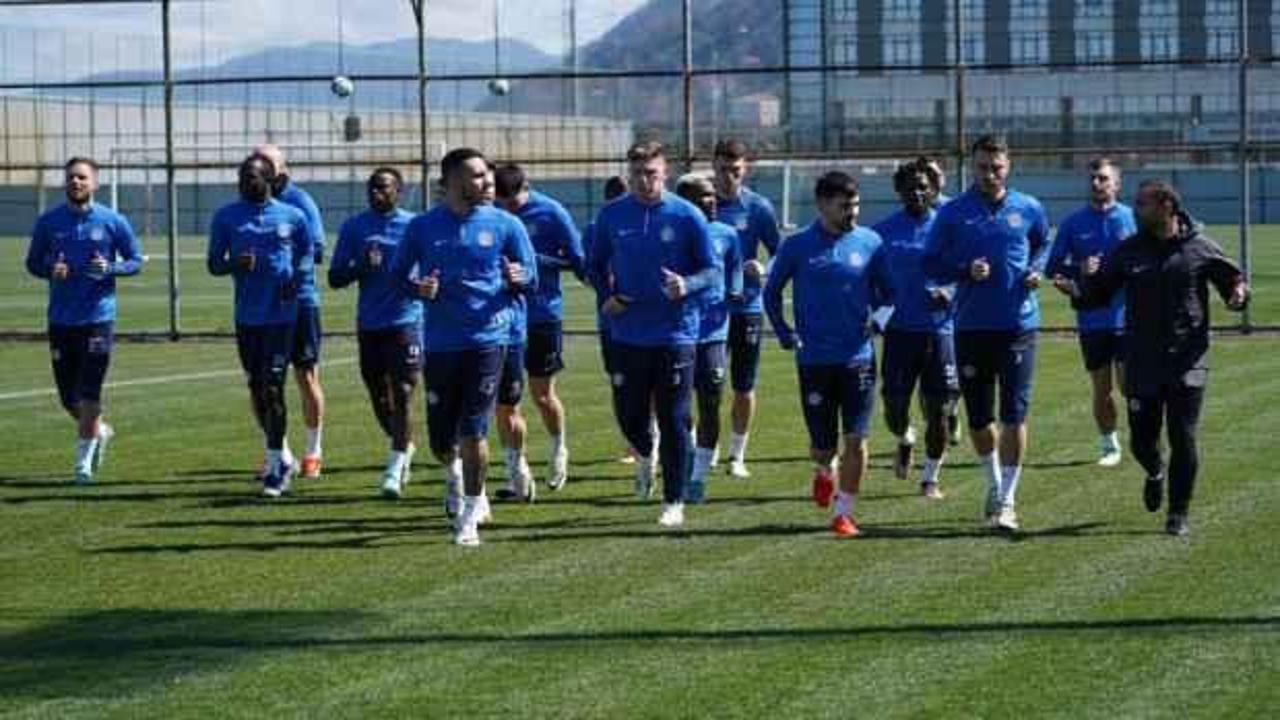 Çaykur Rizespor, İstanbulspor maçı için taktik çalıştı