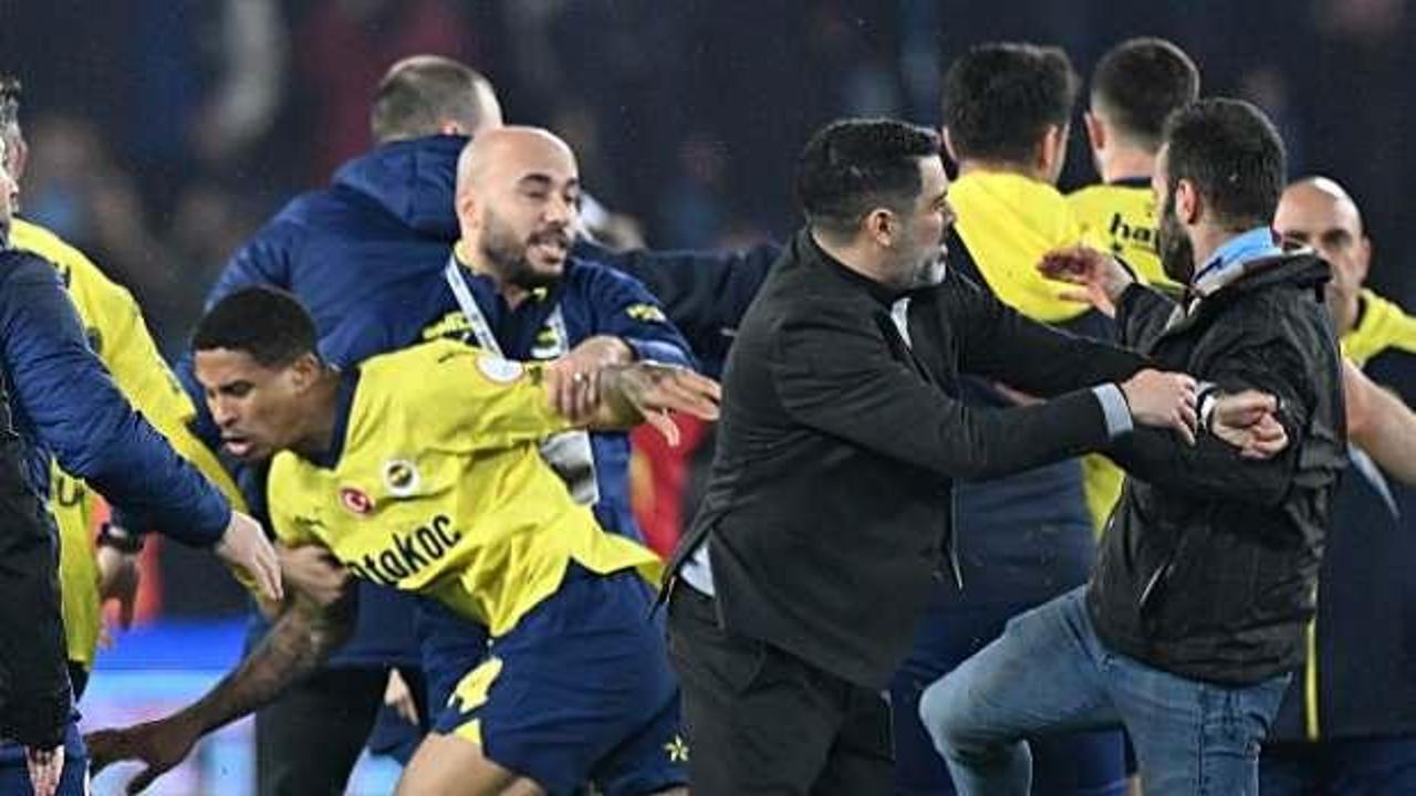 Fenerbahçeli futbolcular hakkında suç duyurusu