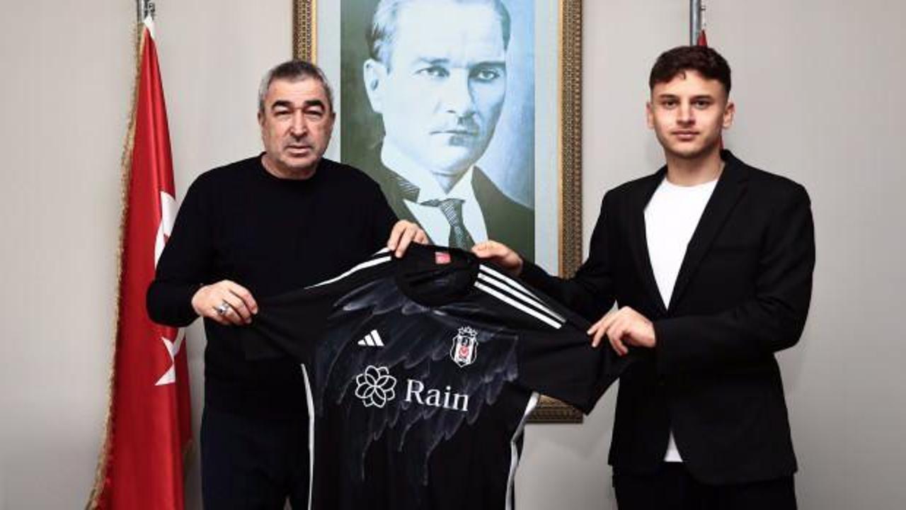 Beşiktaş, Fahri Kerem Ay'la profesyonel sözleşme imzaladı!