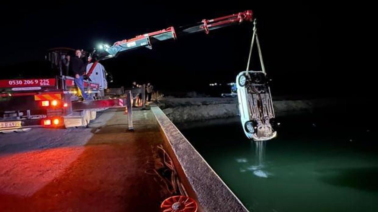Köprüden suya uçan araçtaki 1'i astsubay 2 kişi hayatını kaybetti