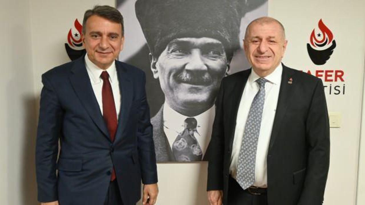 &Uuml;mit &Ouml;zdağ duyurdu! Azmi Karamahmutoğlu'na yeni g&ouml;rev! 