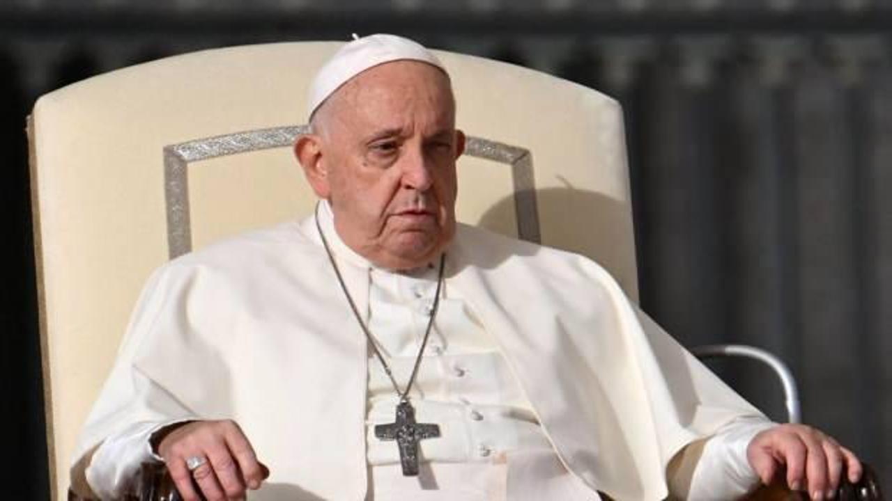 Papa, Orta Doğu'daki gelişmeleri "dua okuyarak endişeyle ve acıyla" takip ediyor