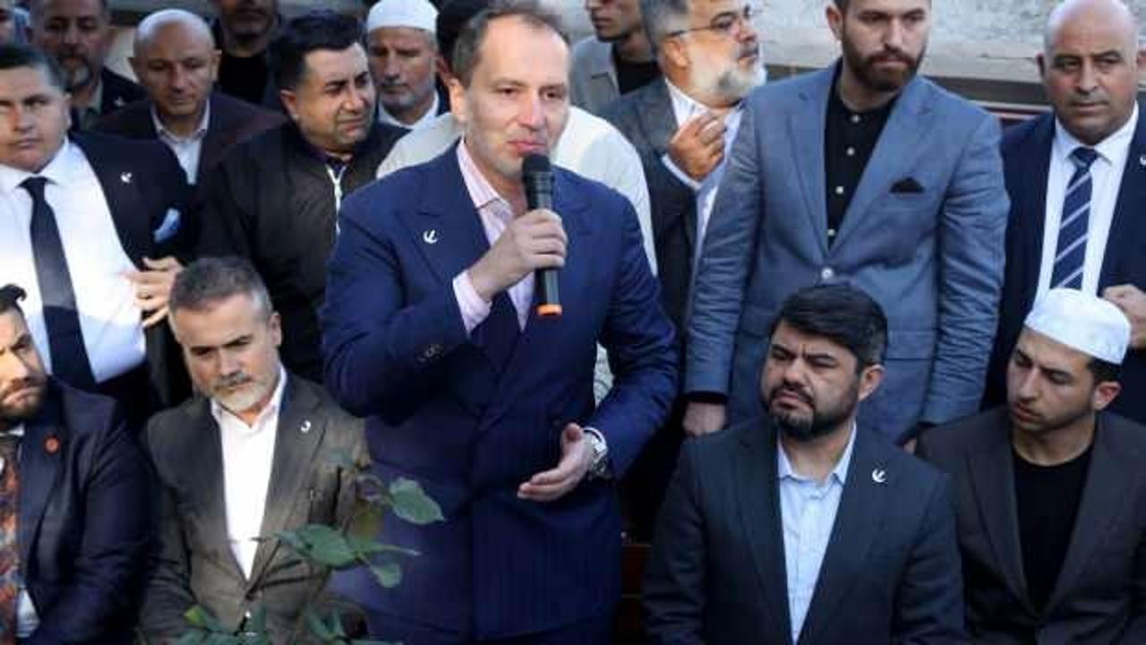 Fatih Erbakan babası merhum Prof. Dr. Necmettin Erbakan'ın kabrini ziyaret etti