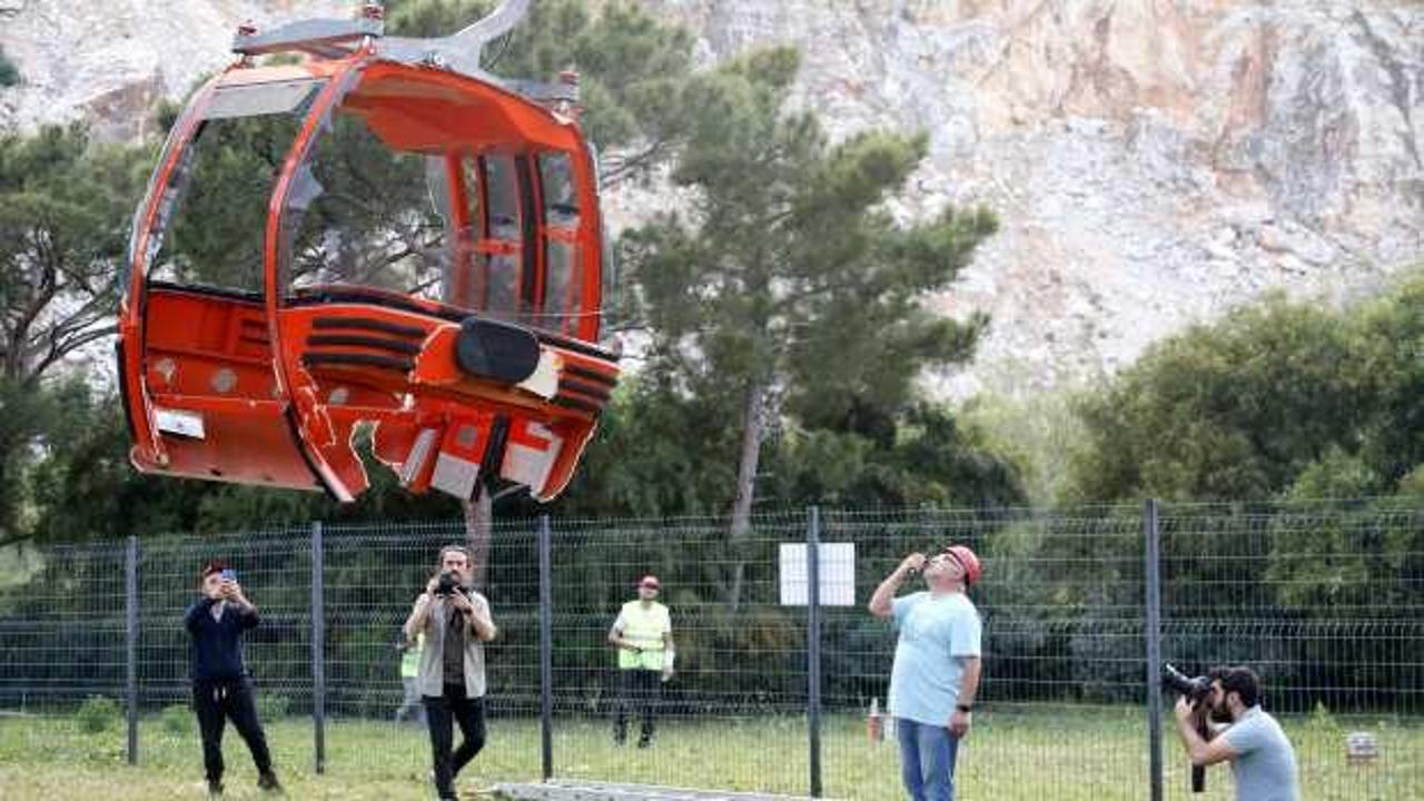 Antalya'da kazanın yaşandığı teleferiğin 36 kabini yere indirildi