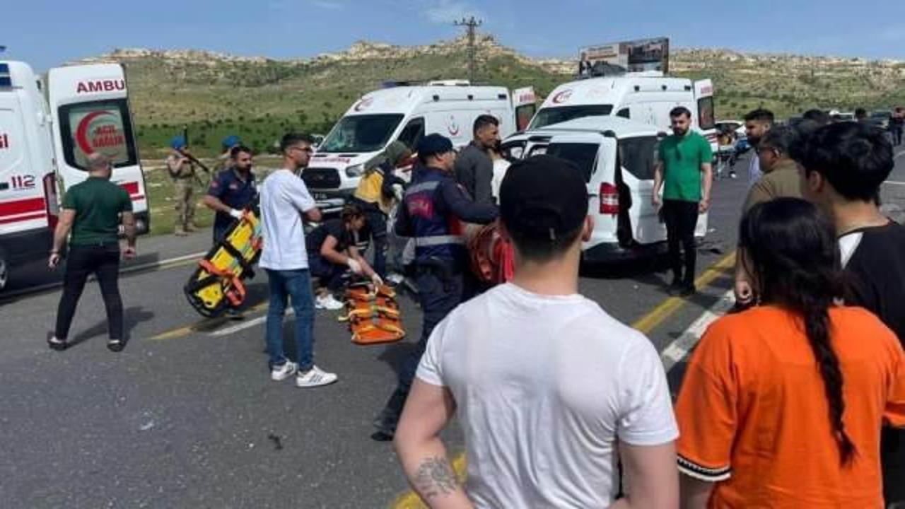 Mardin'de trafik kazası: 11 yaralı