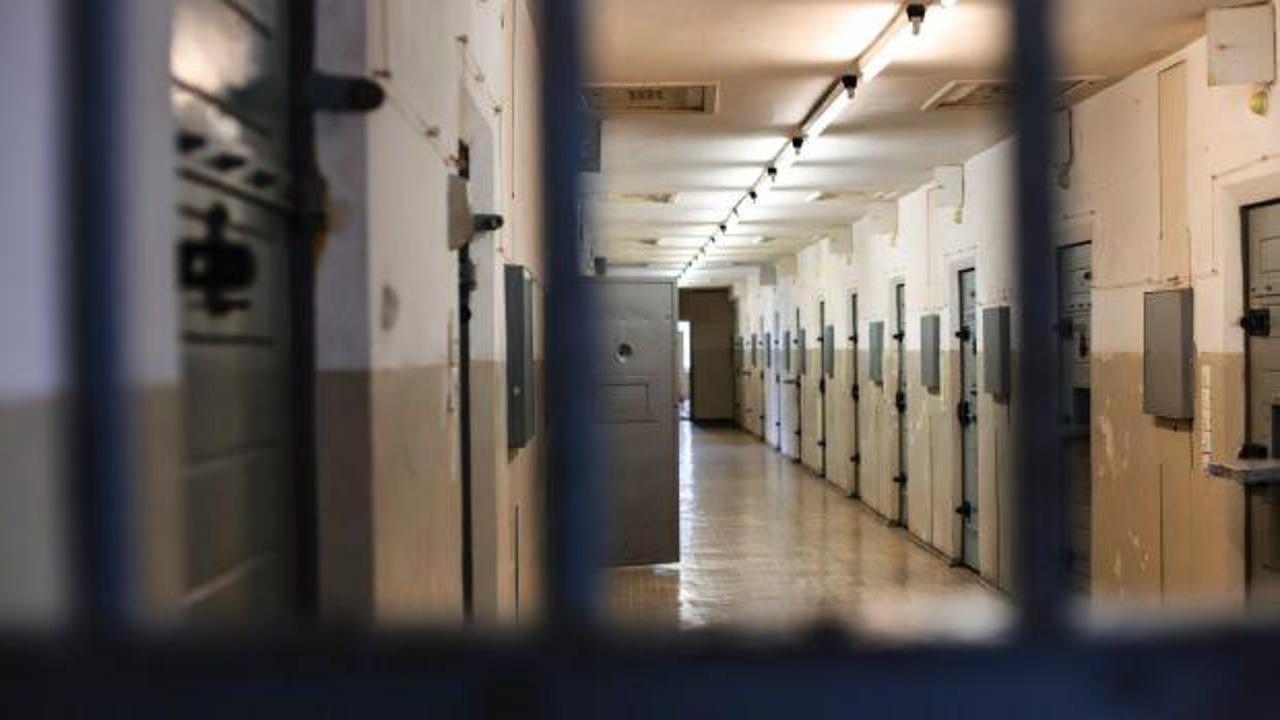 İtalya'da çocuk mahkumlara işkence yapan ondan fazla gardiyan gözaltına alındı