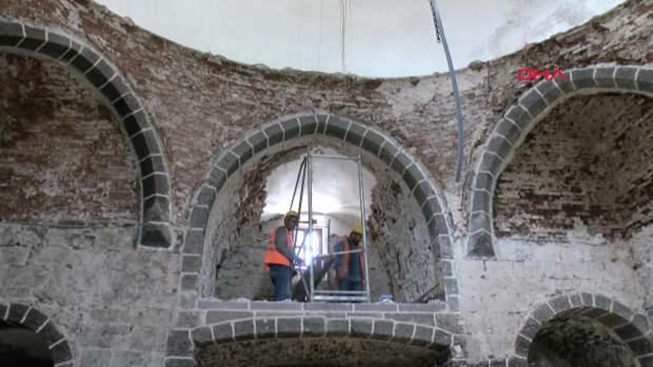 Ter&ouml;r&uuml;n ve depremin vurduğu hamam, 'gastronomi galerisi' olarak hizmet verecek